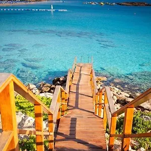 Отель Silver Sands